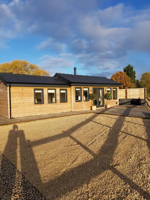 The Lodge High Legh Bagian luar foto
